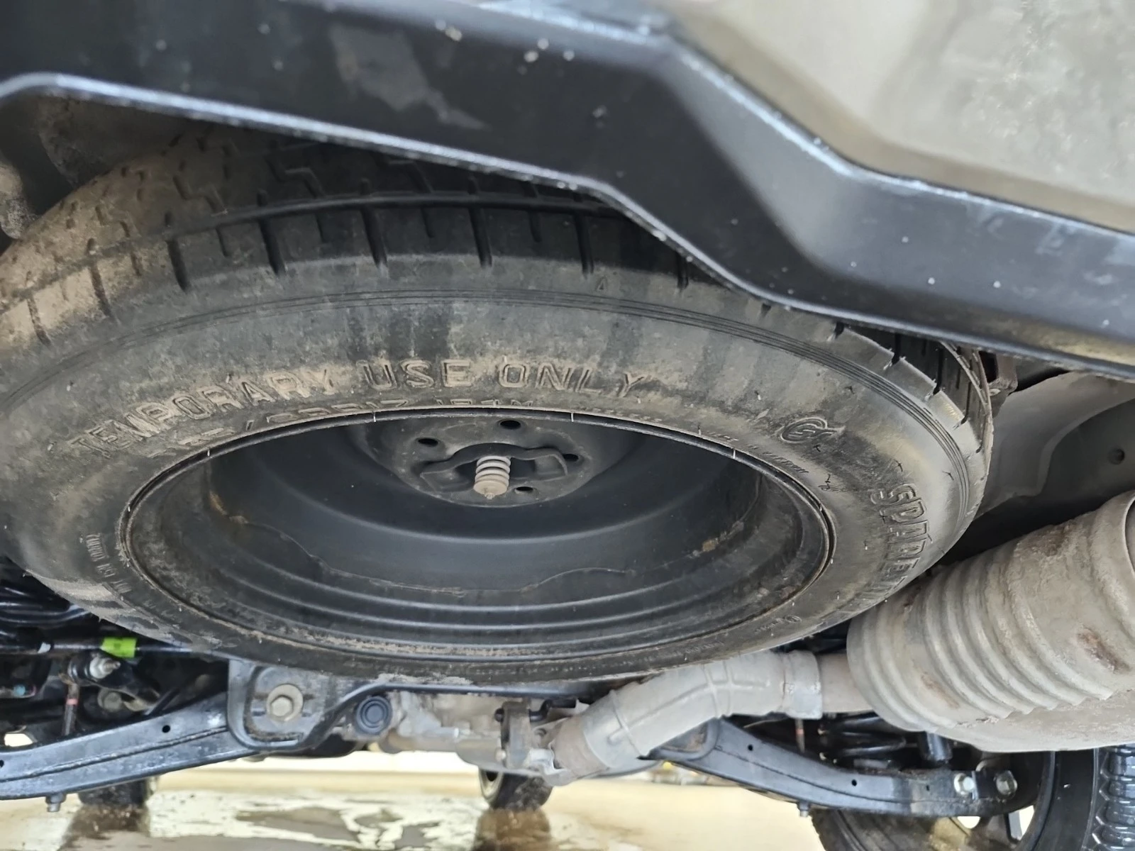 Kia Sorento 2.5L 4cyl AWD, снимка 14 - Автомобили и джипове - 53953630