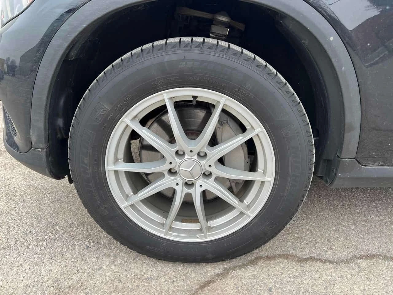 Mercedes-Benz GLC 300 * CARFAX * ПОДГРЕВИ * КАМЕРА * ПАМЕТ, снимка 7 - Автомобили и джипове - 53977515