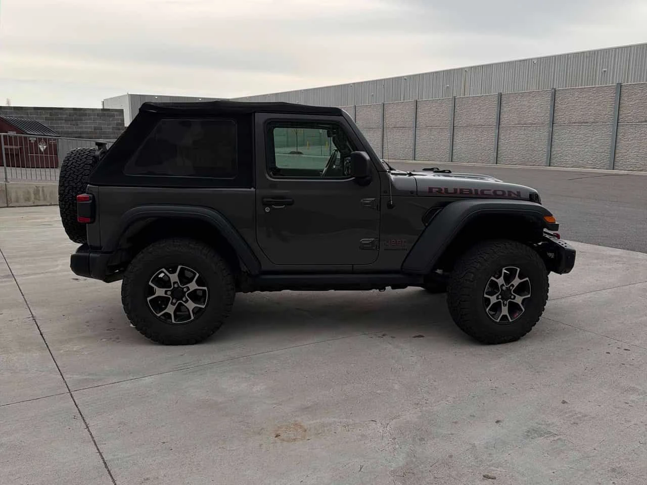 Jeep Wrangler RUBICON * ALPINE SOUND* ФИКСИРАНА ЦЕНА ДО БЪЛГАРИЯ, снимка 4 - Автомобили и джипове - 54910723
