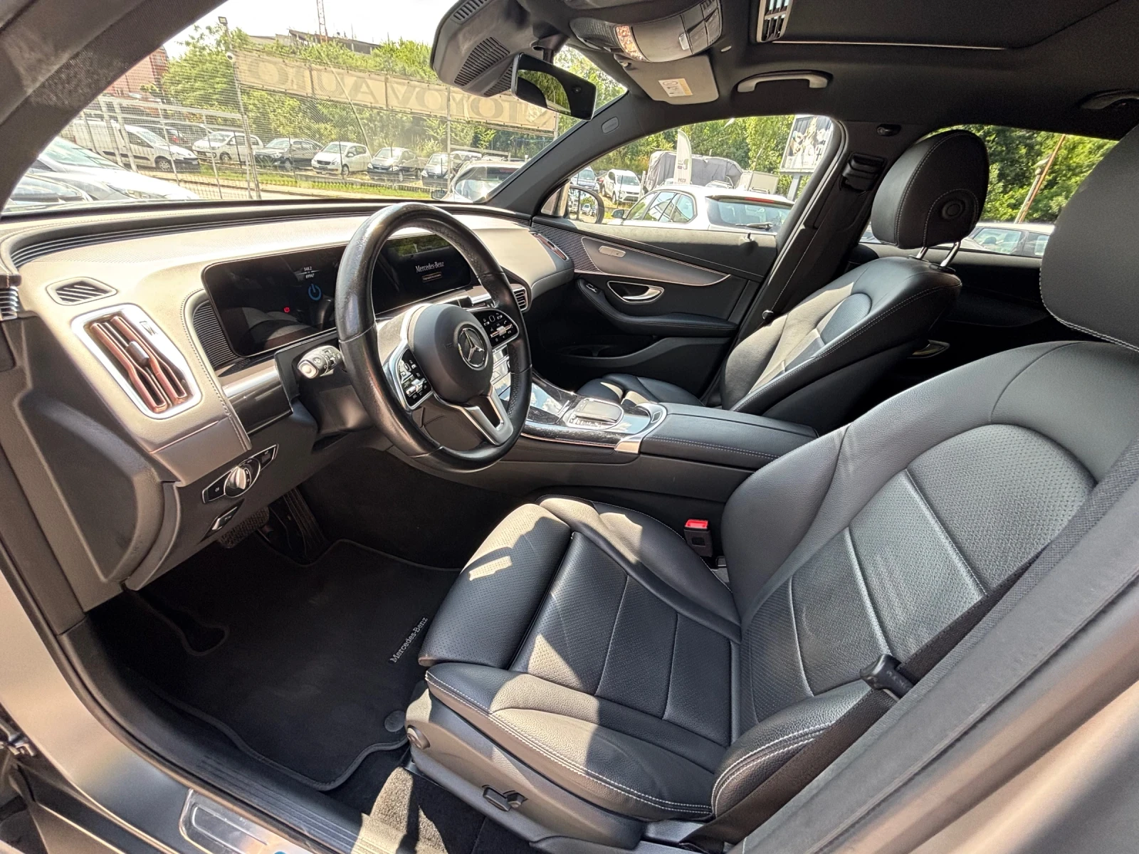 Mercedes-Benz EQC 400 4MATIC, снимка 11 - Автомобили и джипове - 55061326