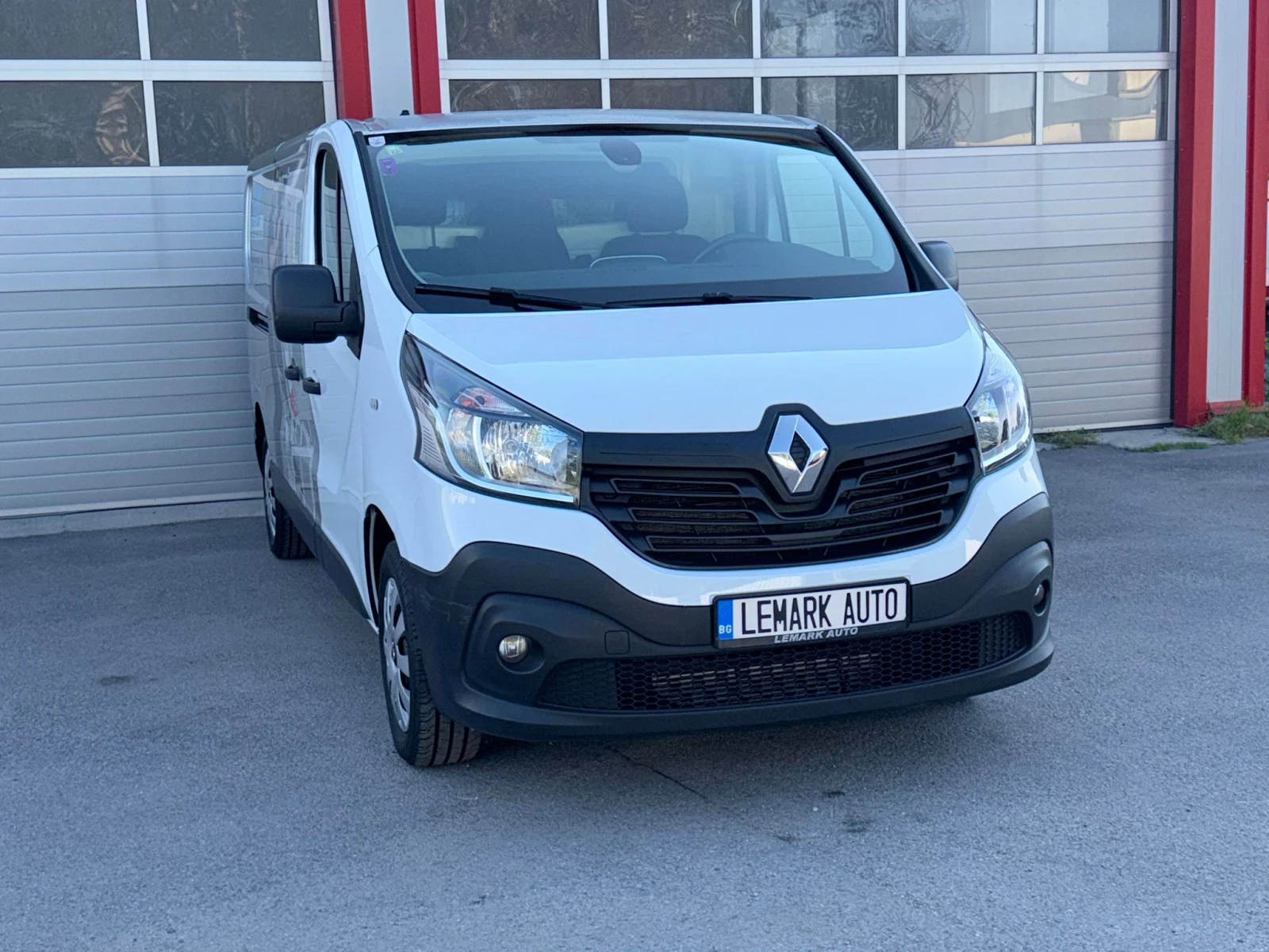 Renault Trafic 1.6DCI NAVI LANG 6-СКОРОСТИ EVRO 6B ЛИЗИНГ!!!, снимка 3 - Бусове и автобуси - 54682197