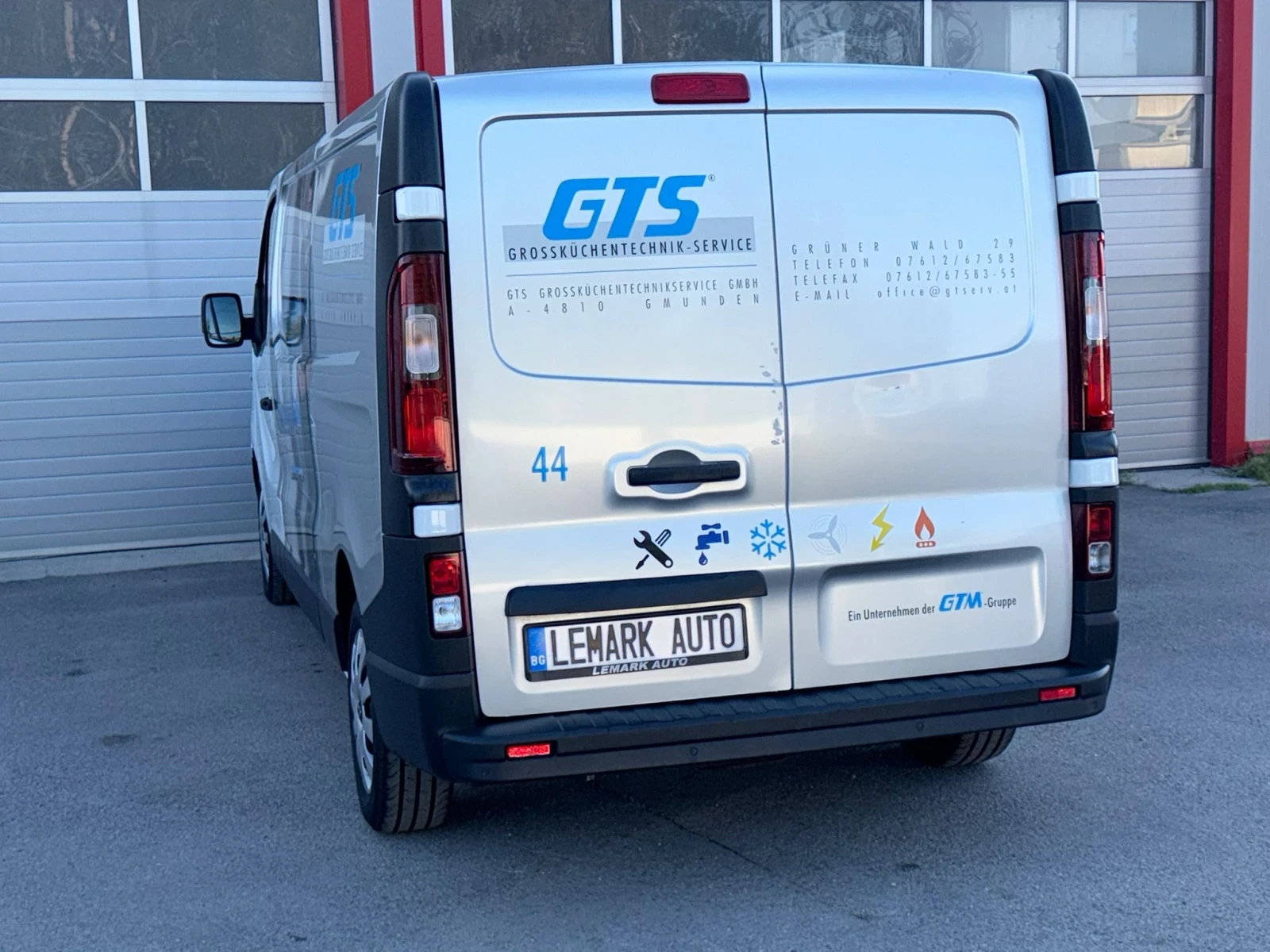Renault Trafic 1.6DCI NAVI LANG 6-СКОРОСТИ EVRO 6B ЛИЗИНГ!!!, снимка 9 - Бусове и автобуси - 54682197