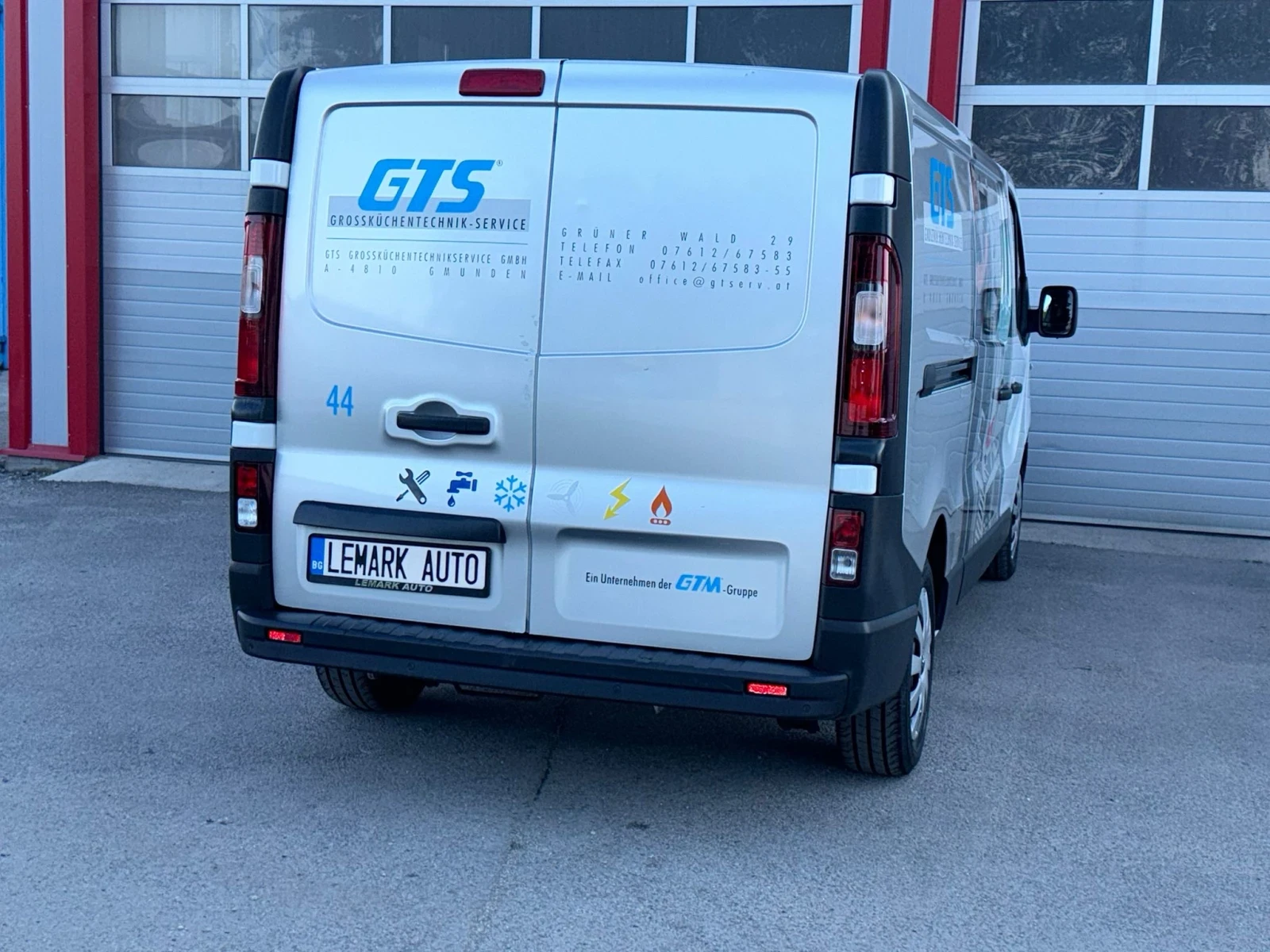 Renault Trafic 1.6DCI NAVI LANG 6-СКОРОСТИ EVRO 6B ЛИЗИНГ!!!, снимка 8 - Бусове и автобуси - 54682197