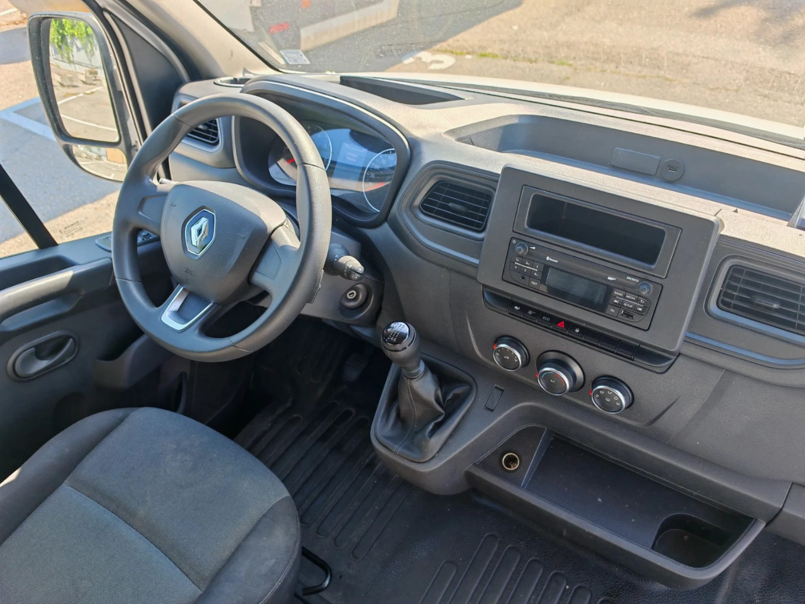 Renault Master 2, 3 DCi 2+ 1 места L4H3, снимка 10 - Бусове и автобуси - 55636310