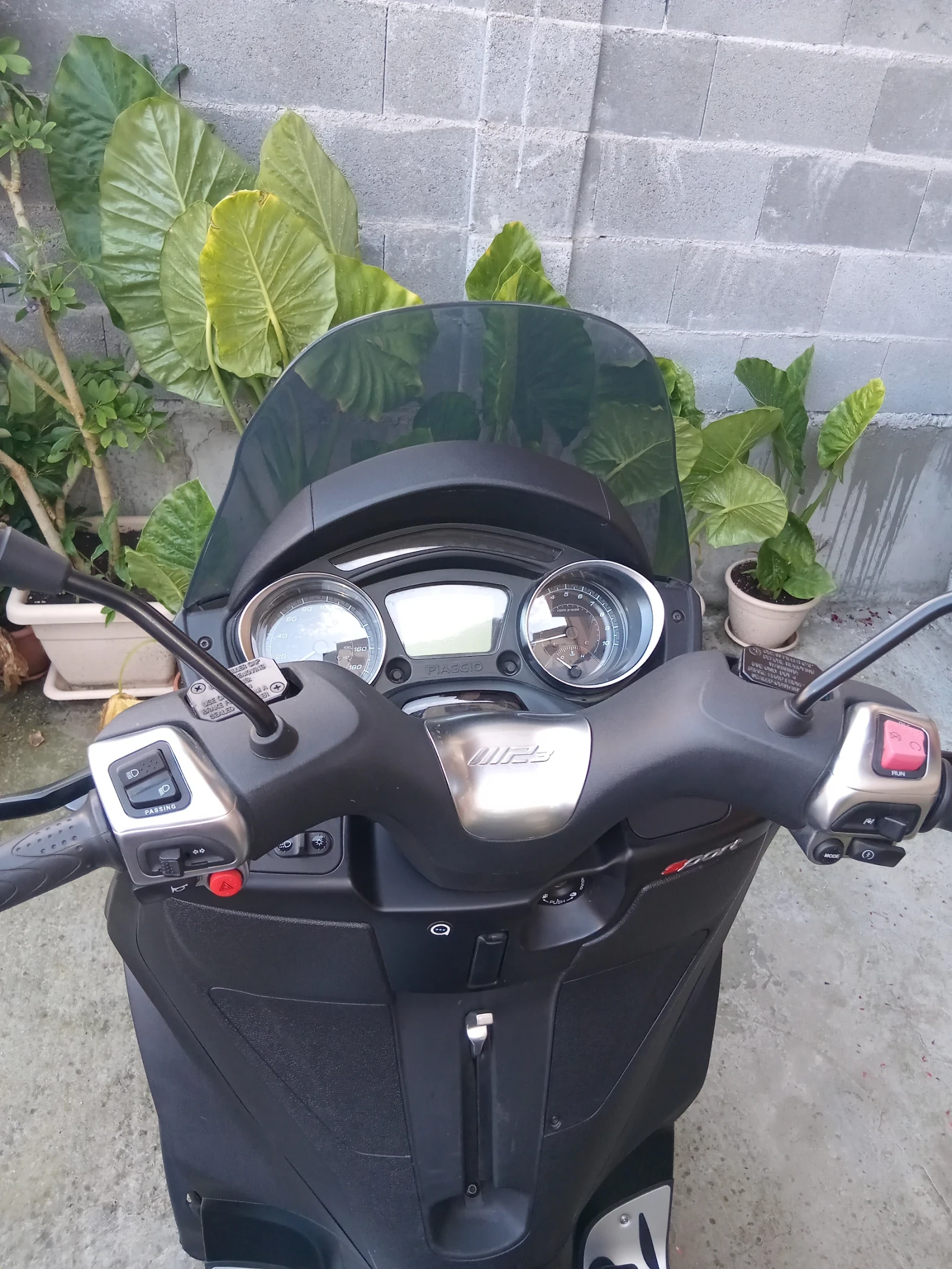 Piaggio Mp3 Триколесно, снимка 4 - Мотоциклети и мототехника - 55382308