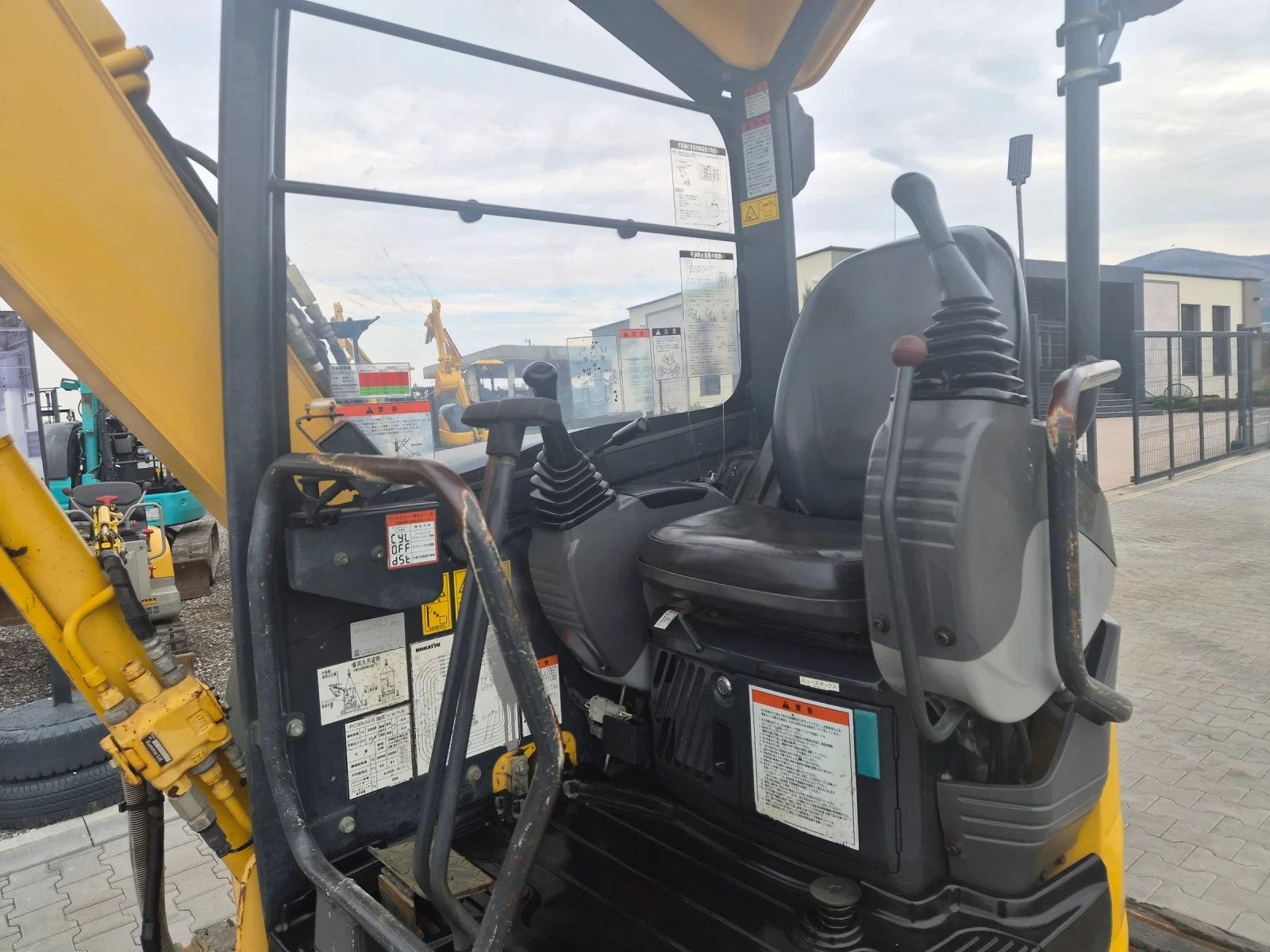 ����� Komatsu 3 ���� / ��������� ���������� / ���������� ��� ! | Mobile.bg � ����������� 7
