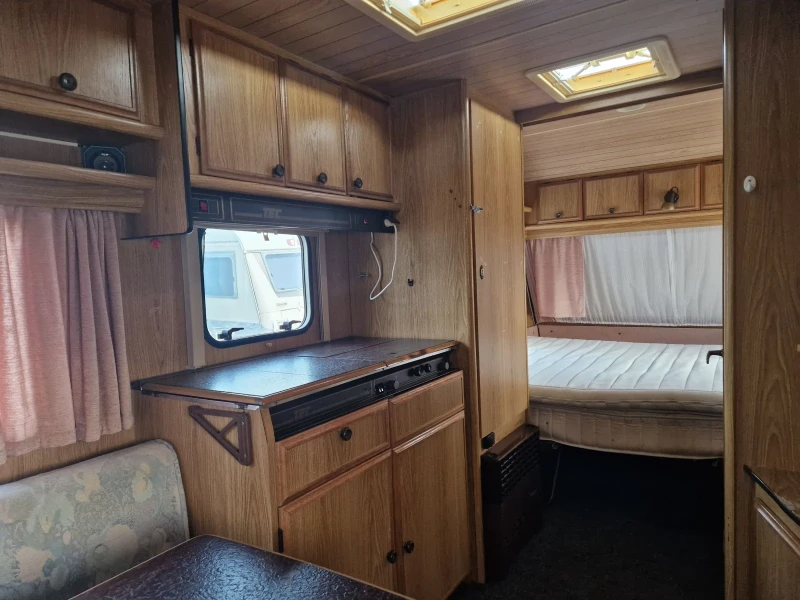 Каравана TEC 4 МЕСТА ФОРСЕЛТ , снимка 12 - Каравани и кемпери - 52231162