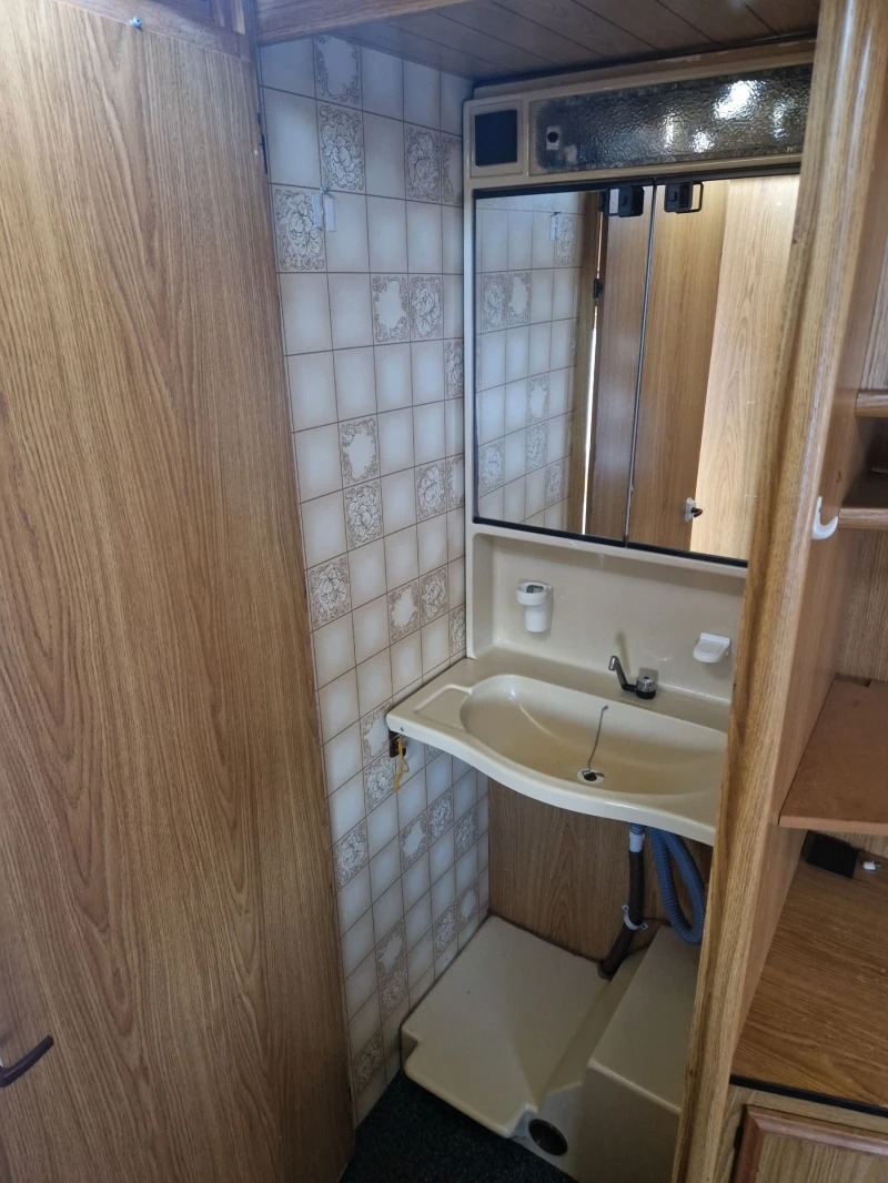 Каравана TEC 4 МЕСТА ФОРСЕЛТ , снимка 13 - Каравани и кемпери - 52231162