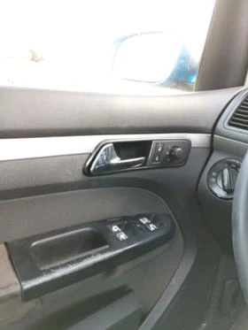 VW Touran 1.9 tdi, снимка 8