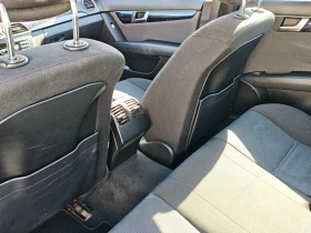 Mercedes-Benz C 200 Седан, снимка 8