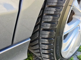 Mercedes-Benz C 200 Седан, снимка 6