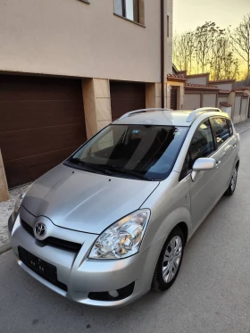 Toyota Corolla verso 2.2 D4D/136 p.s. Facelift, снимка 1