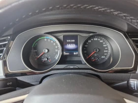 VW Passat VW Passat Var GTE Plug-In-Hybrid 1.4 TSI - 39990 лв. - 31924716 8