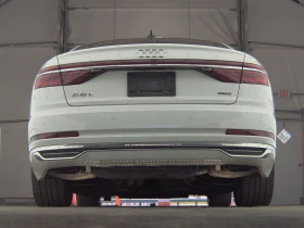 Обява за продажба на Audi A8 B&O* 360* МАСАЖ* ОБДУХ* DIGITAL* АМБИЕНТ* АЛКАНТАР ~50 000 лв. - изображение 3