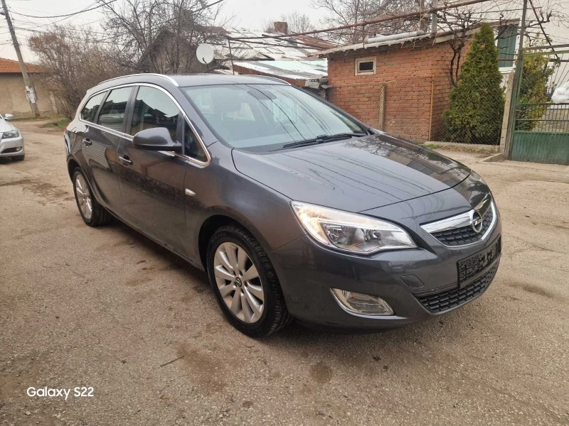 Opel Astra 1.7 CDTI-COSMO, снимка 15 - Автомобили и джипове - 47056683