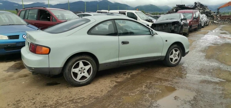 Toyota Celica 1.8, снимка 4 - Автомобили и джипове - 45523243