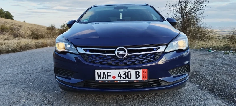 Opel Astra, снимка 1 - Автомобили и джипове - 48239890