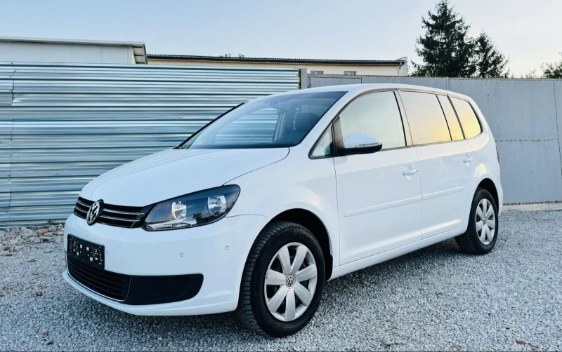 VW Touran  DSG КУТИЯ* АВТОМАТ, снимка 1 - Автомобили и джипове - 47465732