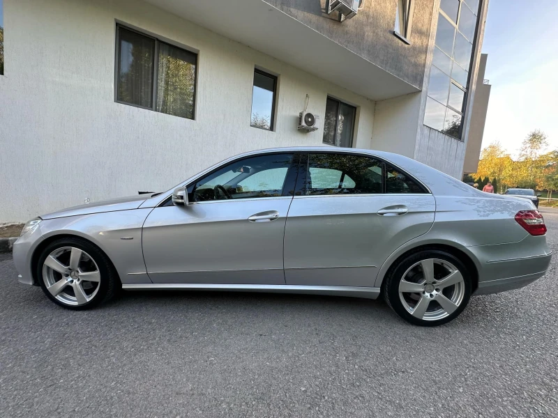 Mercedes-Benz E 350 d / 4 MATIC / НОВ ВНОС, снимка 4 - Автомобили и джипове - 47695089