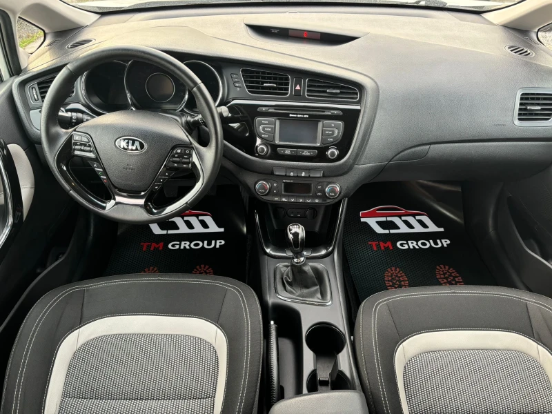 Kia Ceed 1.6 CRDI, снимка 9 - Автомобили и джипове - 47869820