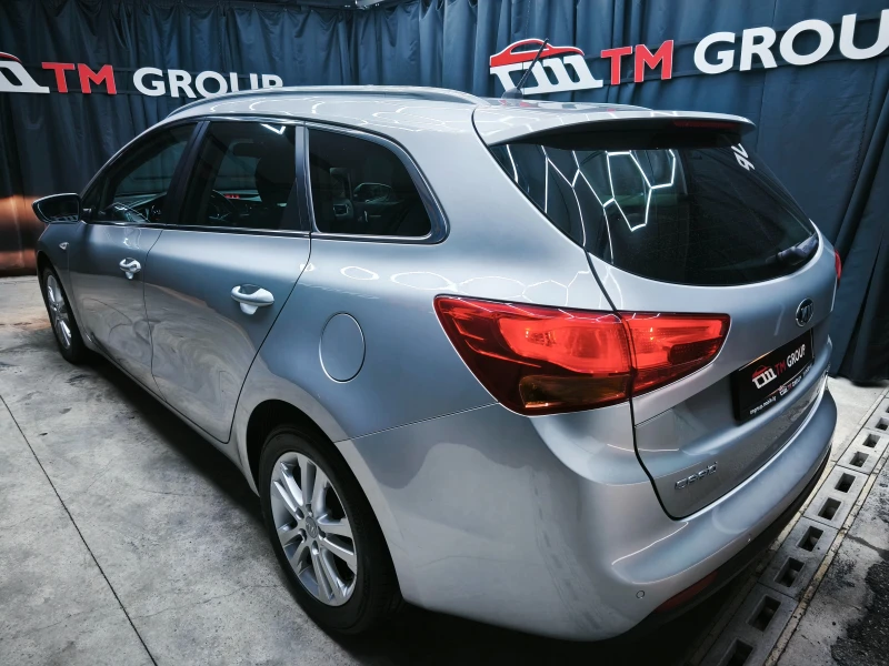 Kia Ceed 1.6 CRDI 6c.k E5B, снимка 4 - Автомобили и джипове - 50796285
