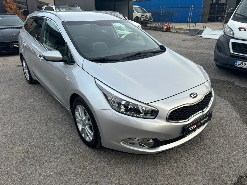 Kia Ceed 1.6 CRDI, снимка 8 - Автомобили и джипове - 47869820