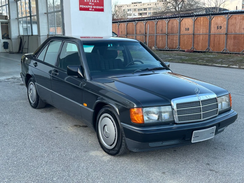 Mercedes-Benz 190 1.8i 143000км Италия Климатик, снимка 10 - Автомобили и джипове - 48057251