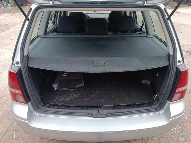 VW Golf, снимка 11 - Автомобили и джипове - 52284139