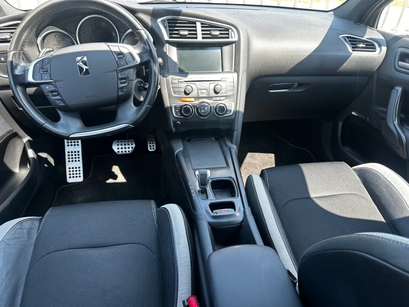 Citroen DS4 Бяла перла//Automatic//, снимка 11 - Автомобили и джипове - 52448745