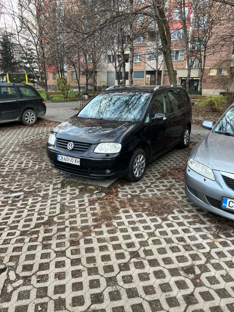 VW Touran, снимка 2 - Автомобили и джипове - 52828611