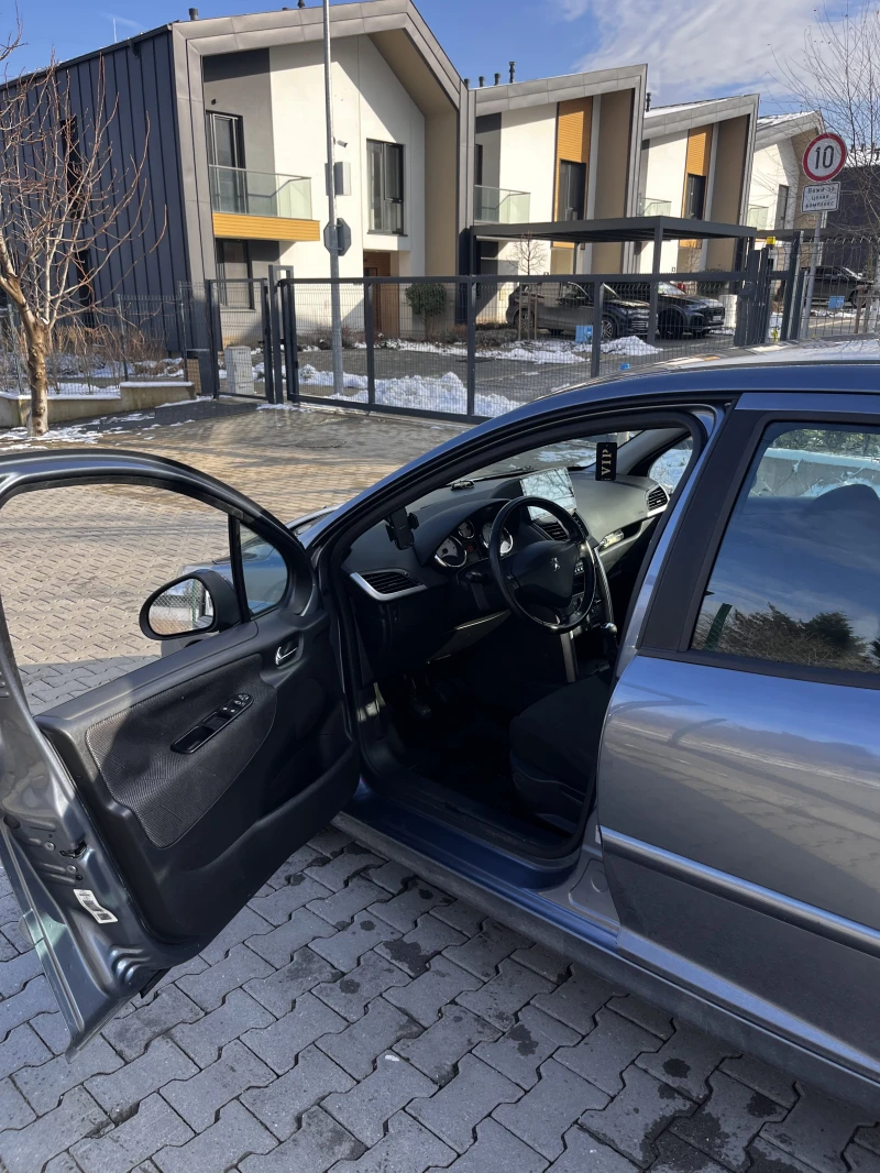 Peugeot 207 1.4, снимка 8 - Автомобили и джипове - 53344576