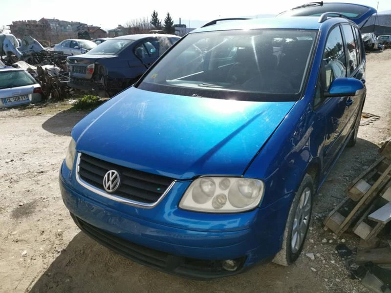 VW Touran 1.9 tdi, снимка 1 - Автомобили и джипове - 24535504