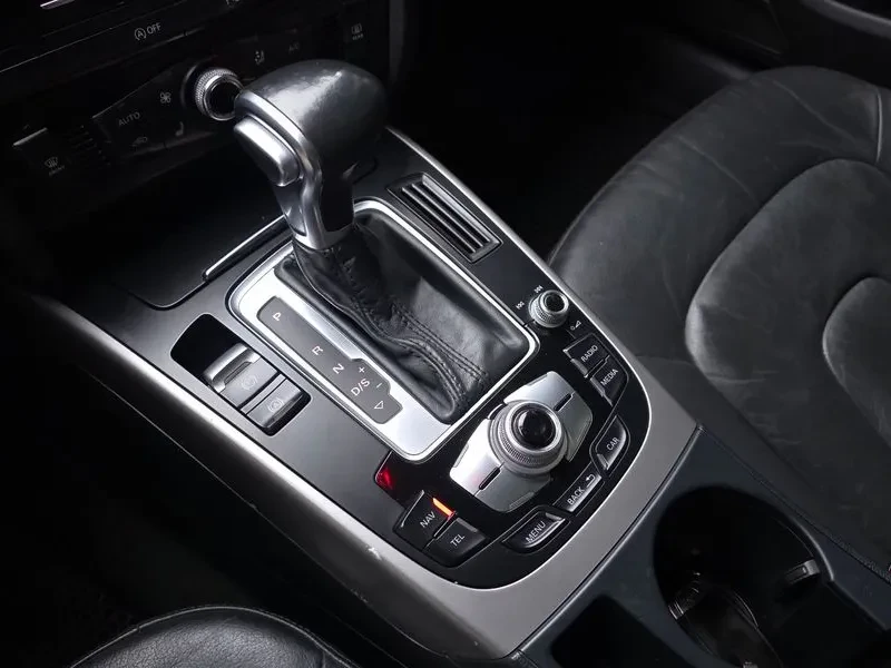 Audi A4 2.0 TDI Quattro - САМО 30% АВАНС, снимка 9 - Автомобили и джипове - 55738745