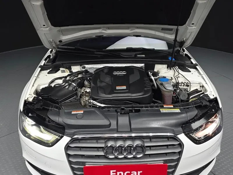 Audi A4 2.0 TDI Quattro - САМО 30% АВАНС, снимка 6 - Автомобили и джипове - 55738745
