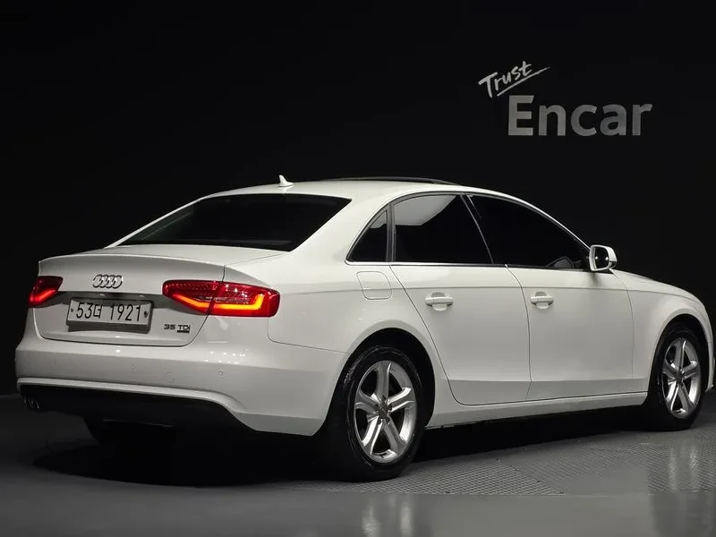 Audi A4 2.0 TDI Quattro - САМО 30% АВАНС, снимка 2 - Автомобили и джипове - 55738745