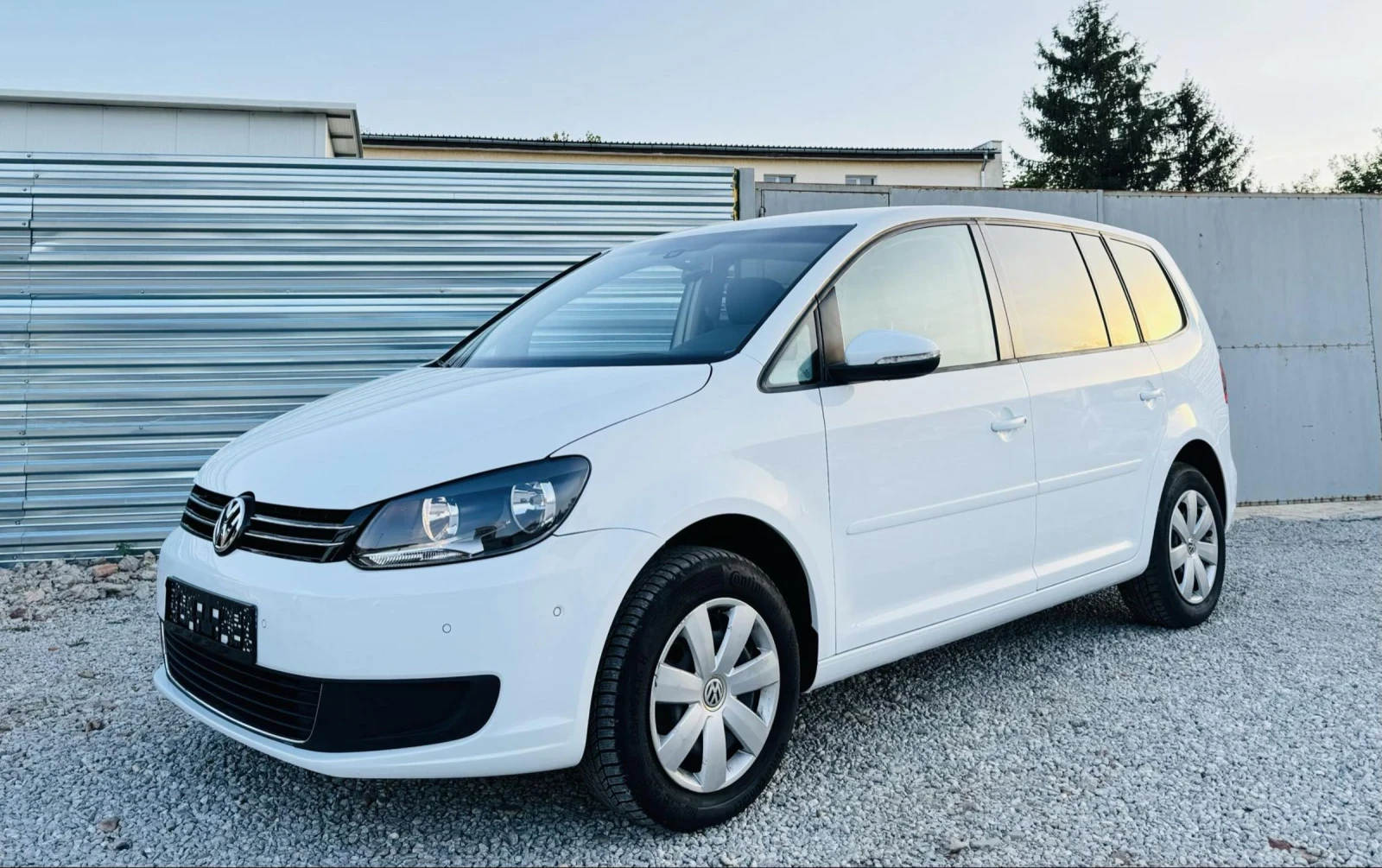 VW Touran  DSG КУТИЯ* АВТОМАТ - [1] 