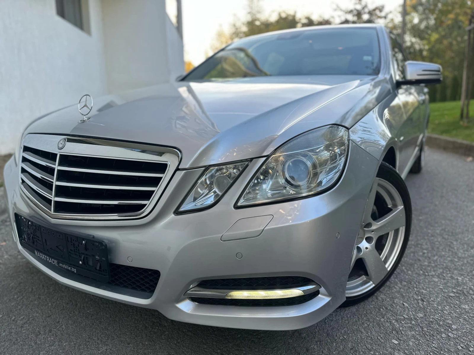 Mercedes-Benz E 350 d / 4 MATIC / НОВ ВНОС - изображение 3