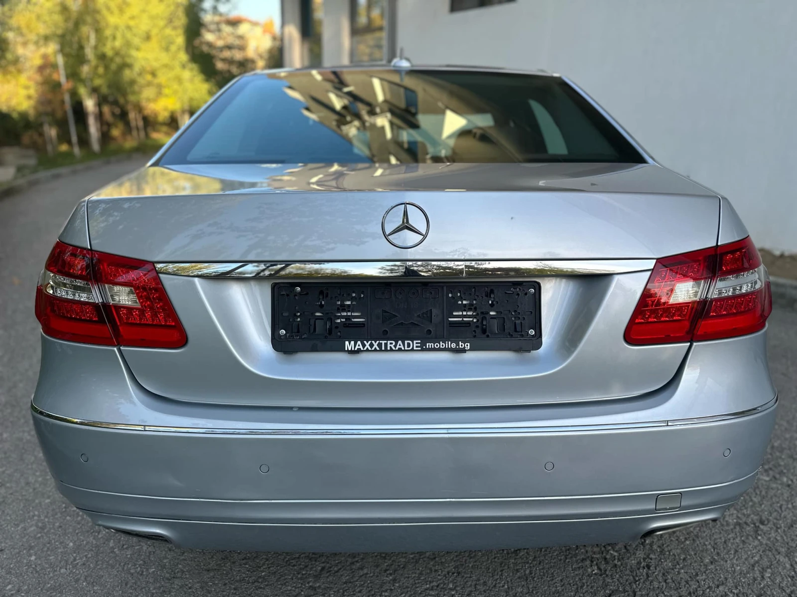 Mercedes-Benz E 350 d / 4 MATIC / НОВ ВНОС - изображение 6