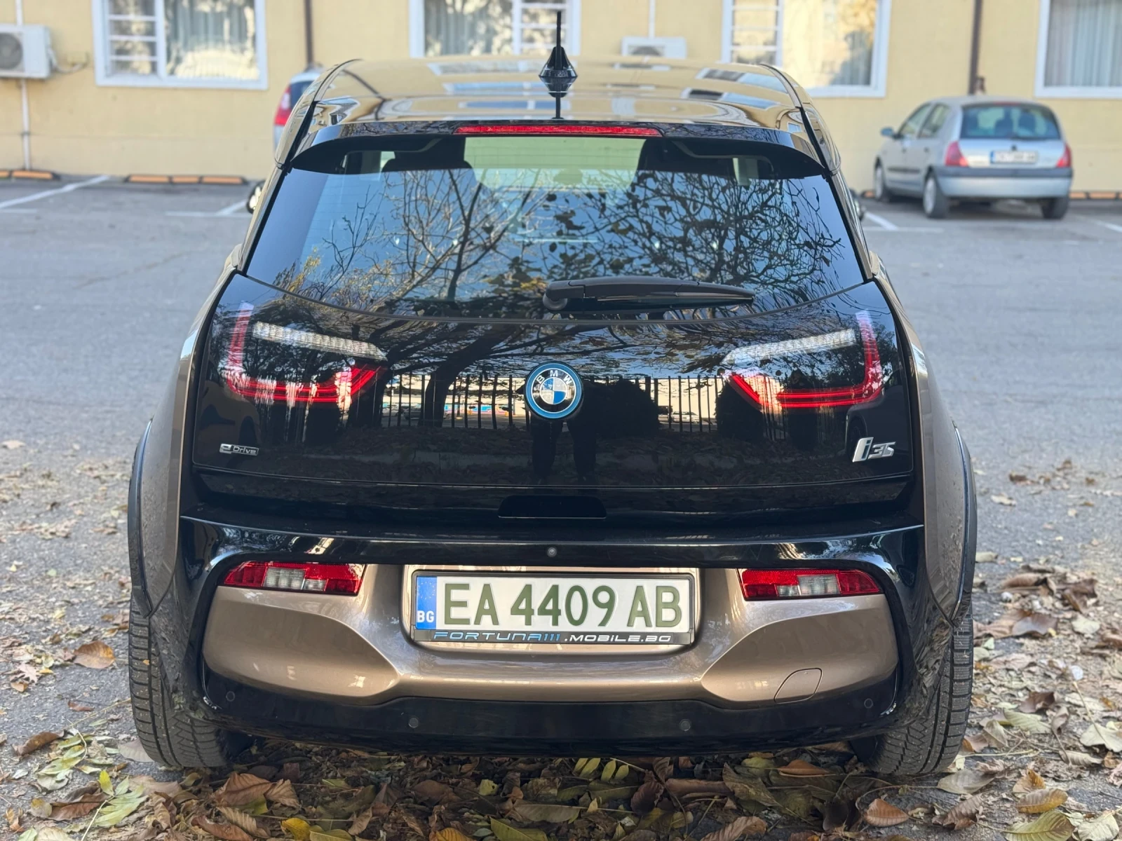 BMW i3 S 120Ah Кожа/Камера/Harman/Carplay/PDC/Distronic - изображение 5