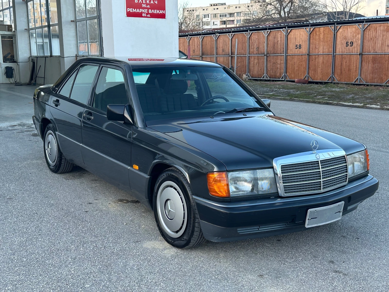 Mercedes-Benz 190 1.8i 143000км Италия Климатик - изображение 10