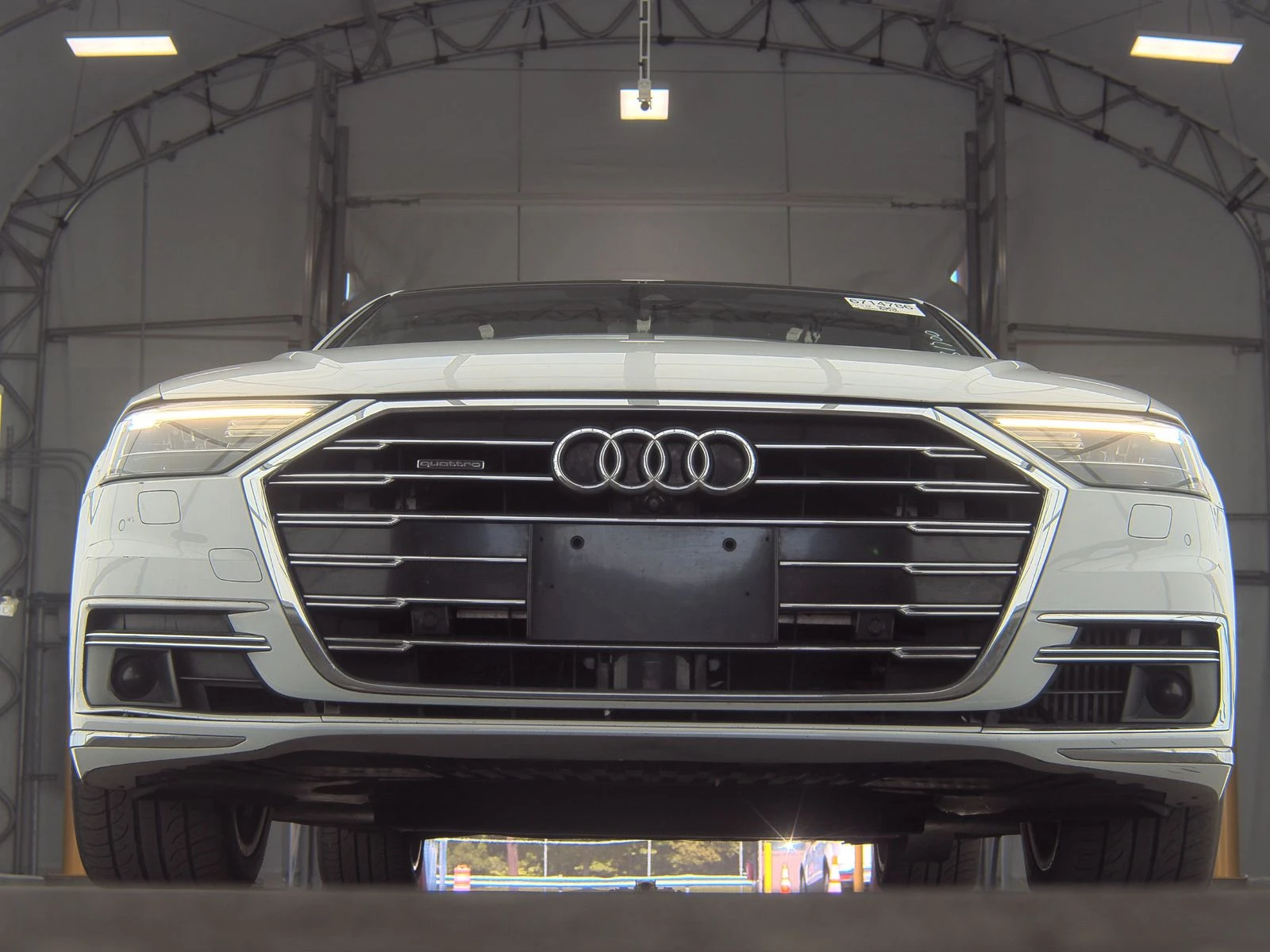 Audi A8 B&O* 360* МАСАЖ* ОБДУХ* DIGITAL* АМБИЕНТ* АЛКАНТАР - изображение 7