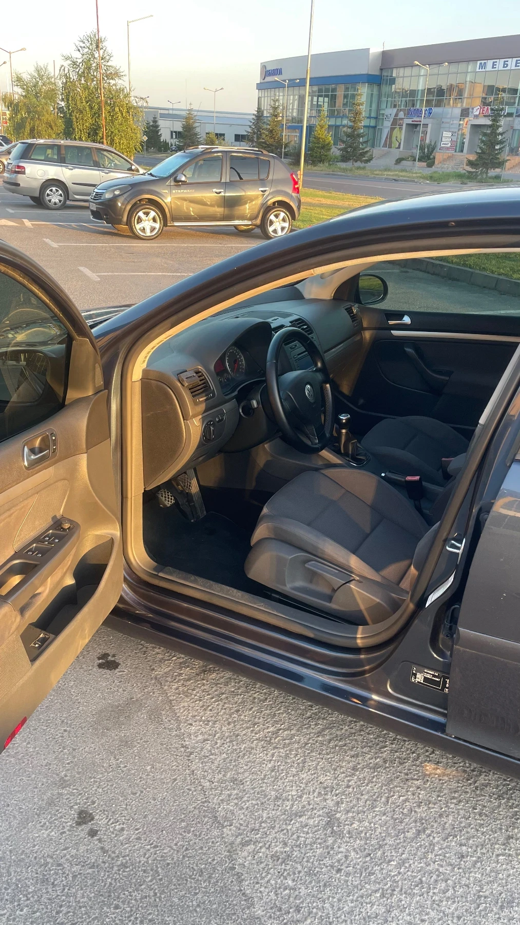 VW Golf 2.0 TDI 140kc 4x4 - изображение 9