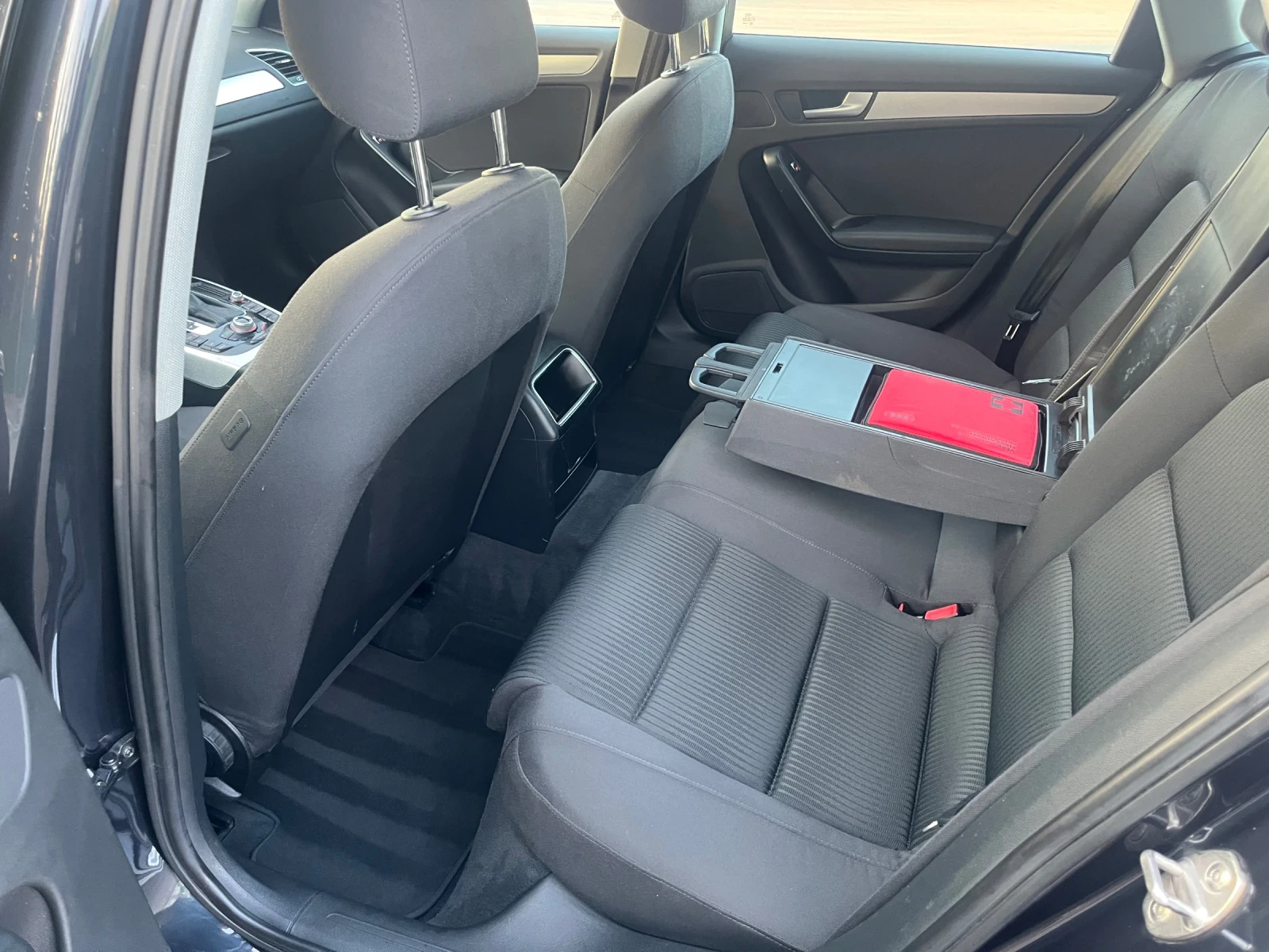 Audi A4 2.0TDI 143k.c. Facelift * Navi * LED * BI Xenon | Mobile.bg — изображение 14