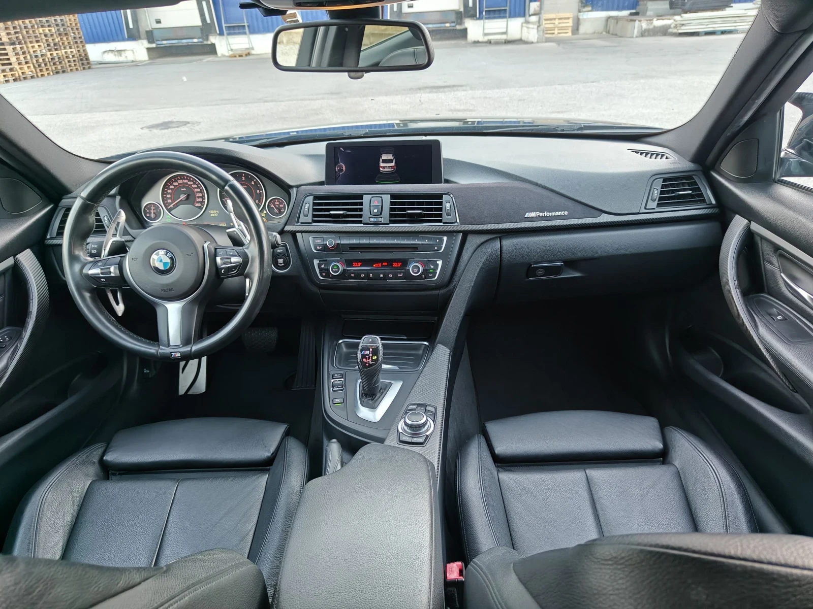 BMW 330 3.0d 258кс M-Performance - изображение 10