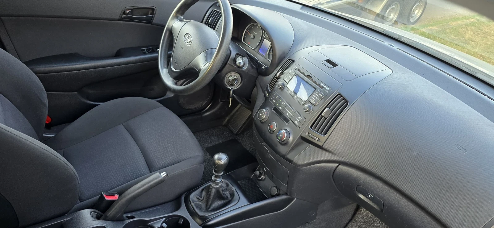 Hyundai I30 1.6 CRDI - изображение 10
