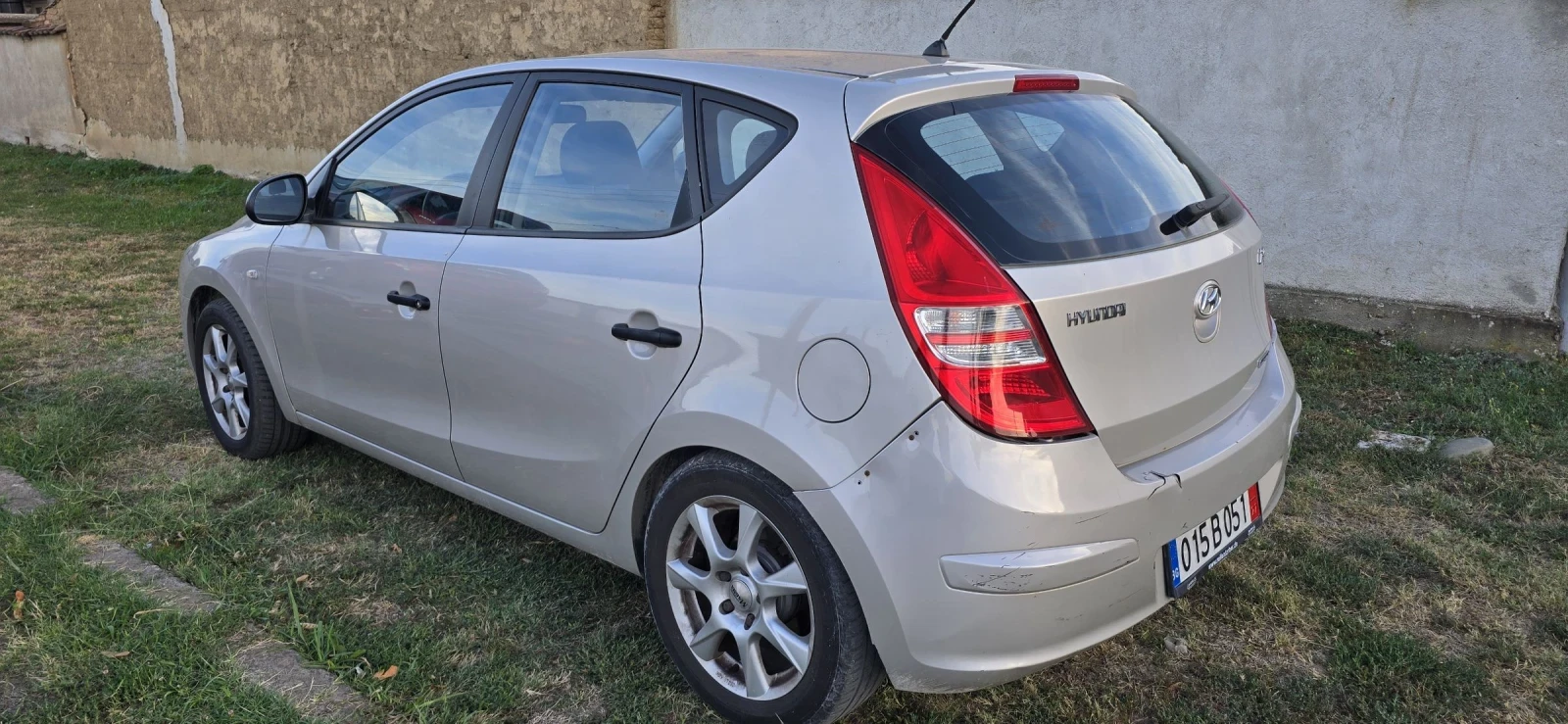 Hyundai I30 1.6 CRDI - изображение 2