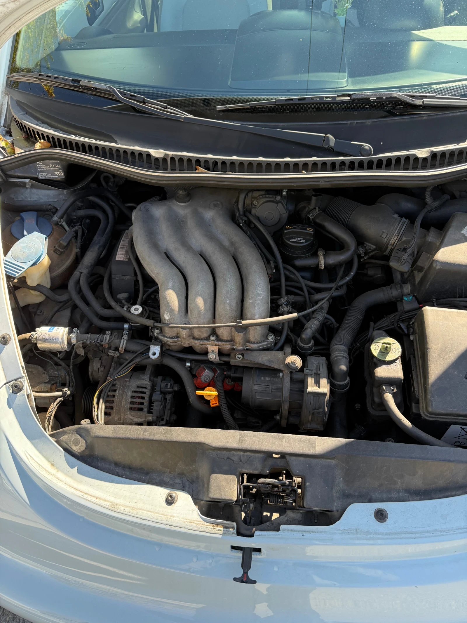 VW Beetle 2, 0 115 PS | Mobile.bg — изображение 11