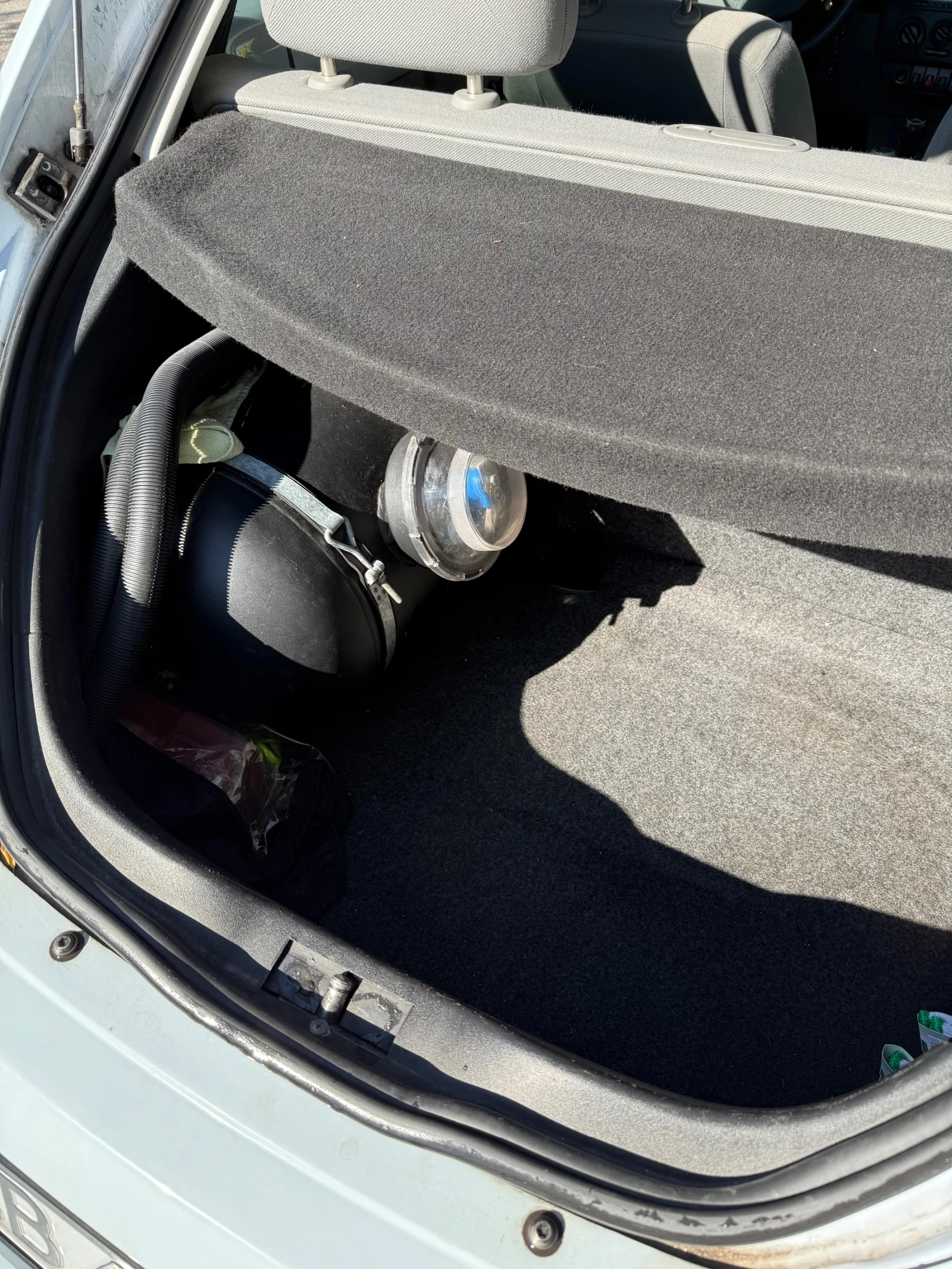 VW Beetle 2, 0 115 PS | Mobile.bg — изображение 8