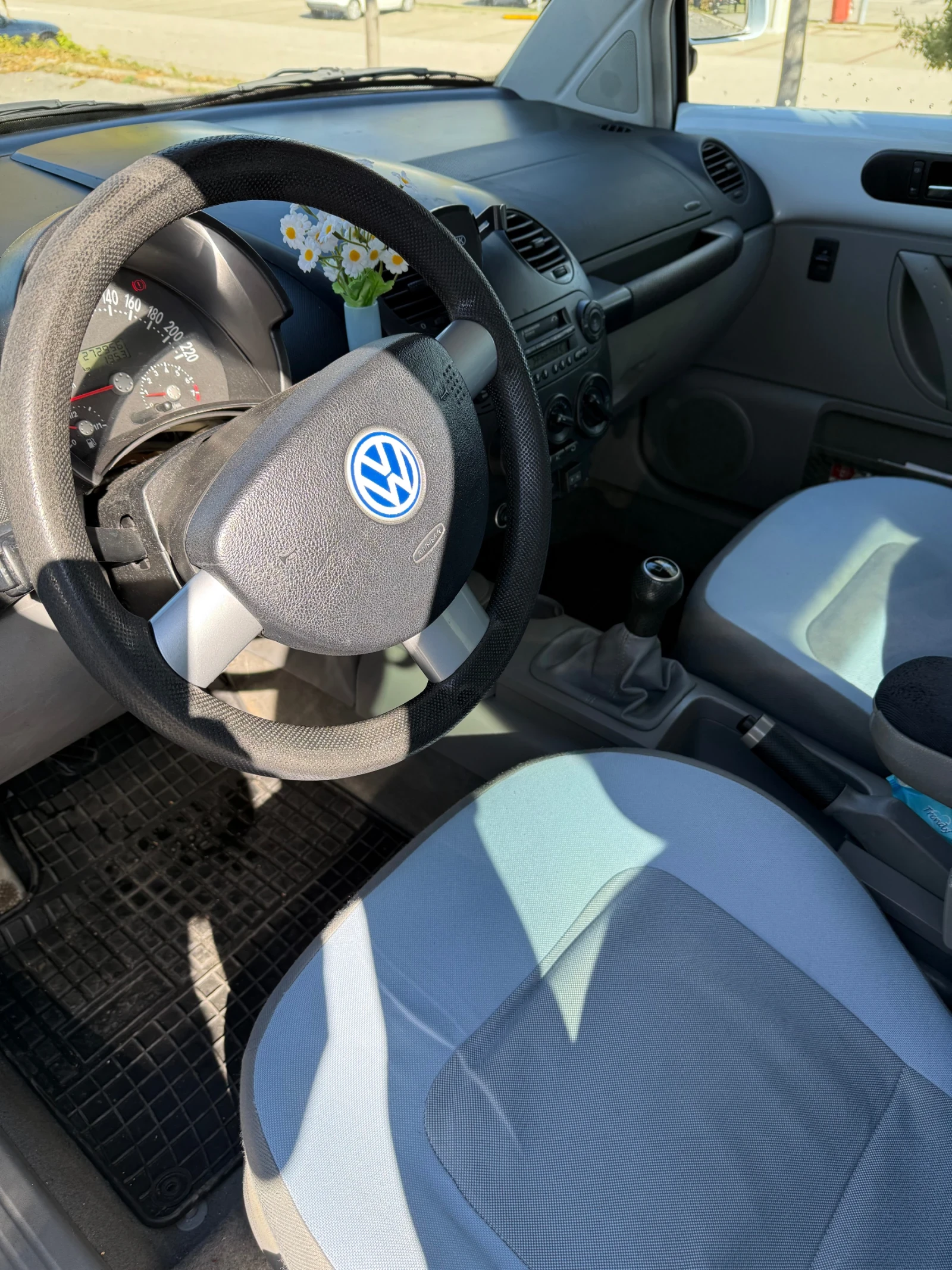 VW Beetle 2, 0 115 PS | Mobile.bg — изображение 9
