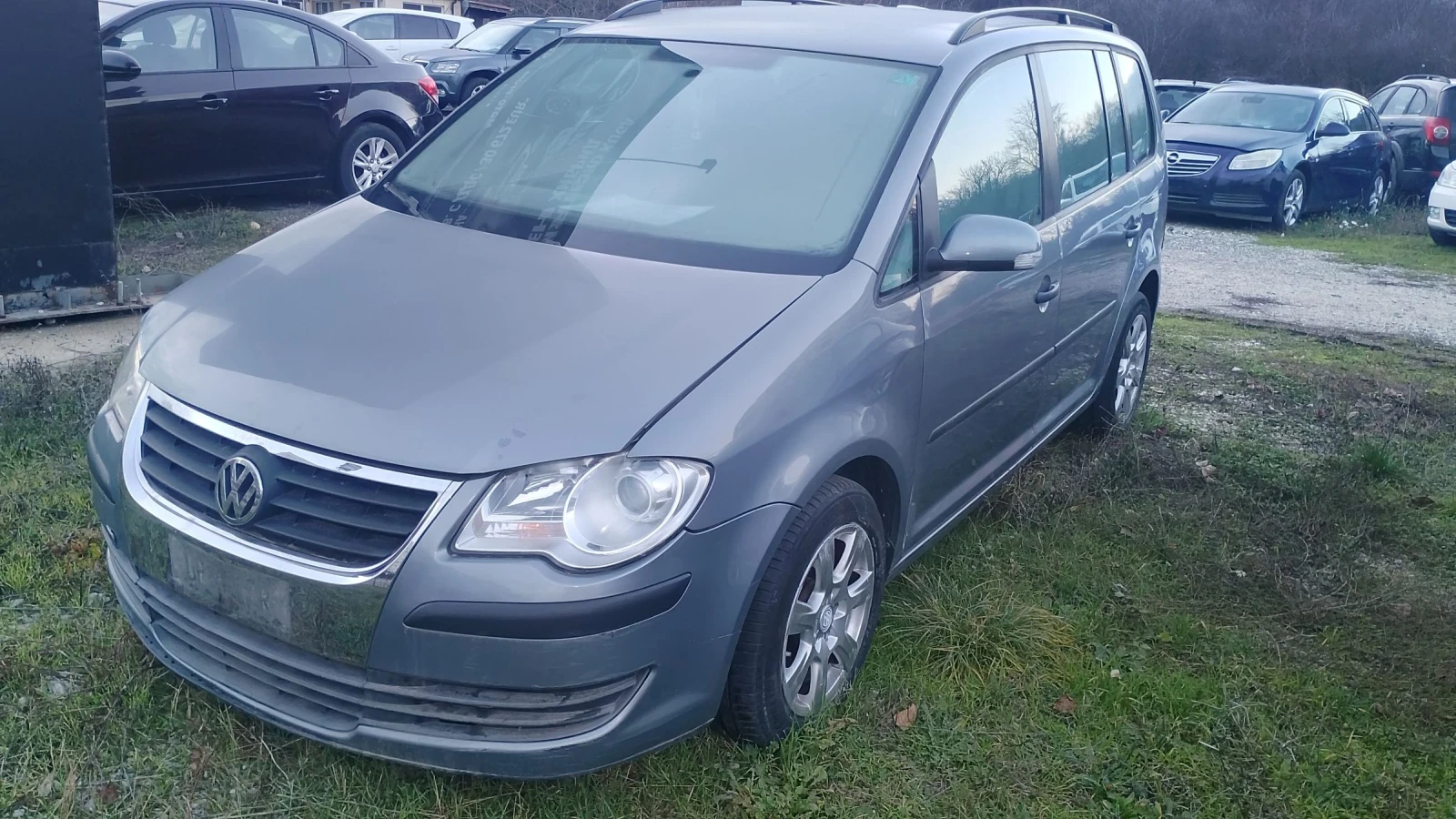 VW Touran 1.6  6 . | Mobile.bg   3